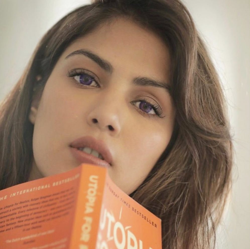 Rhea Chakraborty Reading Book