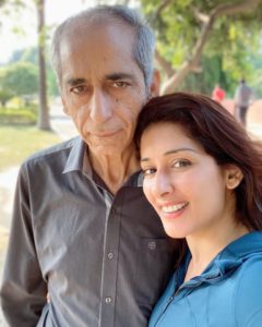 Sameksha Singh Father