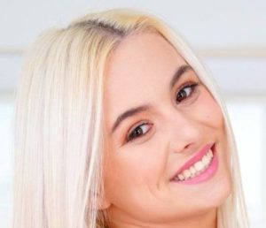 Aria Banks Biography/Wiki, Age, Height, Career, Photos & More