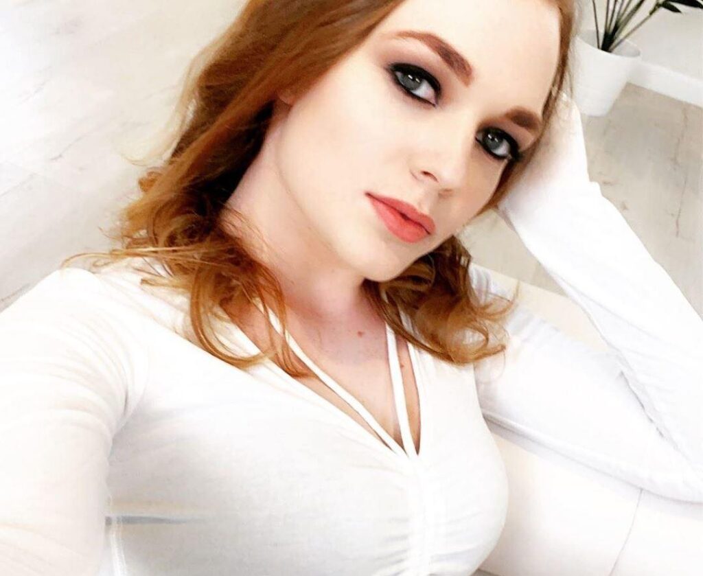 Samantha Reigns