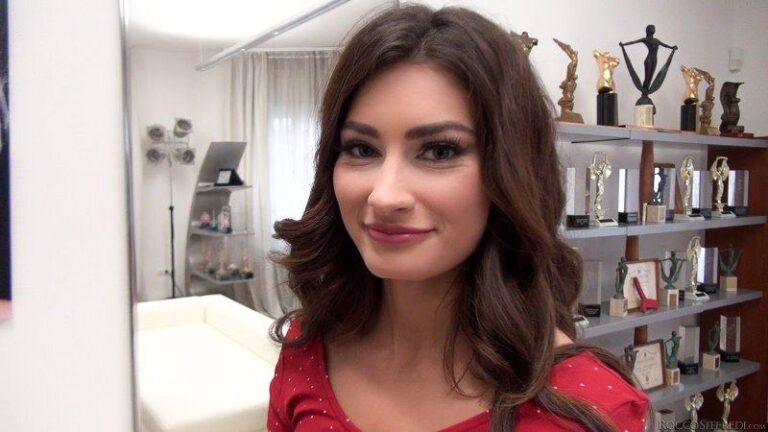 Alexi Star Biography/Wiki, Age, Height, Career, Photos & More