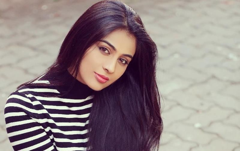 Neha Hinge