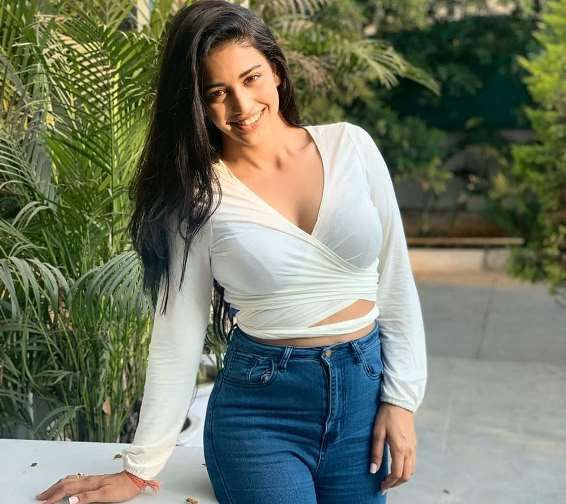 Daksha Nagarkar 1