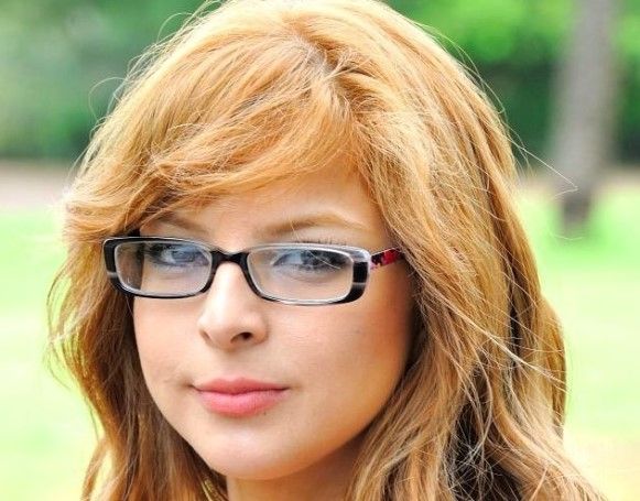 Phoebe Queen 1