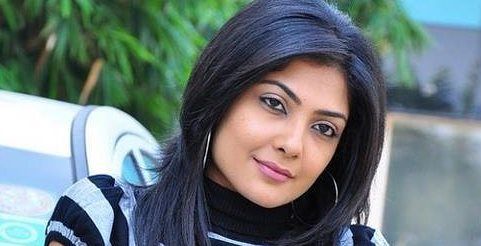 Kamalinee Mukherjee