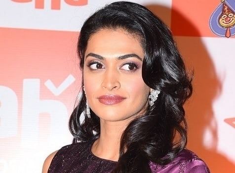 Salony Luthra