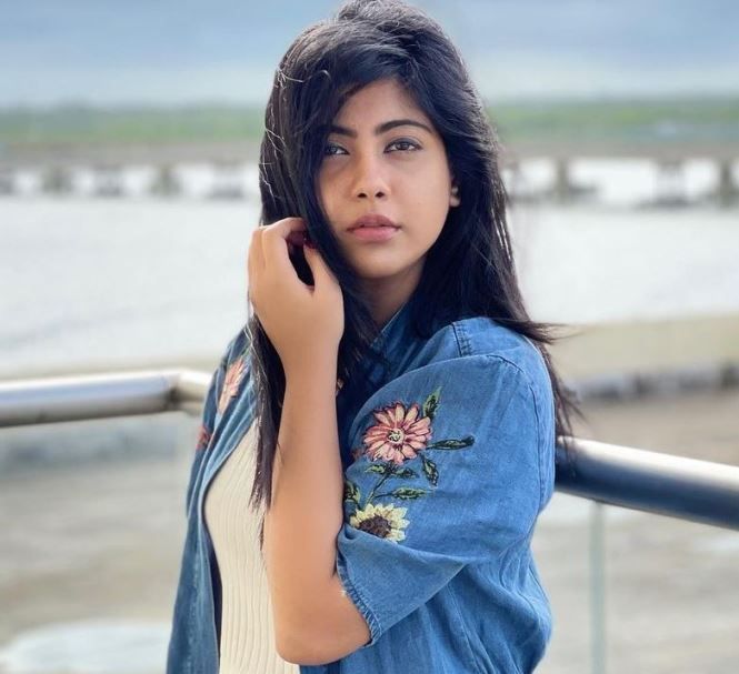 Nayana Elza