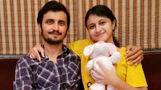 Ritika Shrotri with her Brother