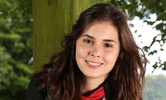 Amelie Belain