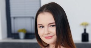 Vivien Doll Biography/Wiki, Age, Height, Career, Photos & More