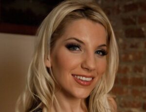 Ashley Fires Biography/Wiki, Age, Height, Career, Photos & More