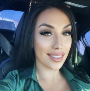 Mia James Biography/Wiki, Age, Height, Career, Photos & More