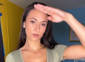 Sarah Illustrates Biography/Wiki, Age, Height, Career, Photos & More