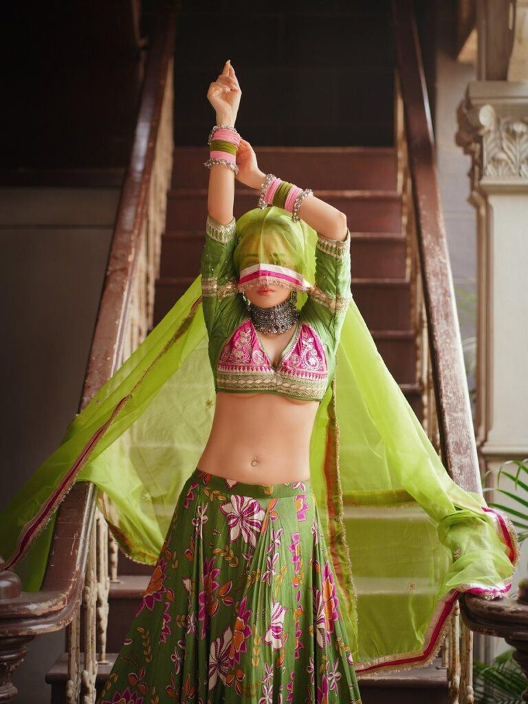 Tinaa Dattaa का Desi Glam Look, Green Lehenga और Heavy Jewellery में लगीं रॉयल 2 Actress Tinaa Dattaa