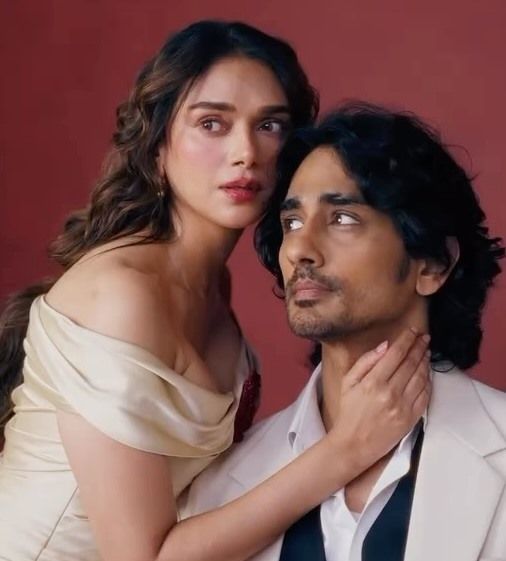 Aditi Rao Hydari Birthday Special: शाही परिवार से ताल्लुक, फिल्मों में बनाई पहचान, जानें उनकी Love Story और Career 5 Aditi Rao Hydari with her Husband Siddharth