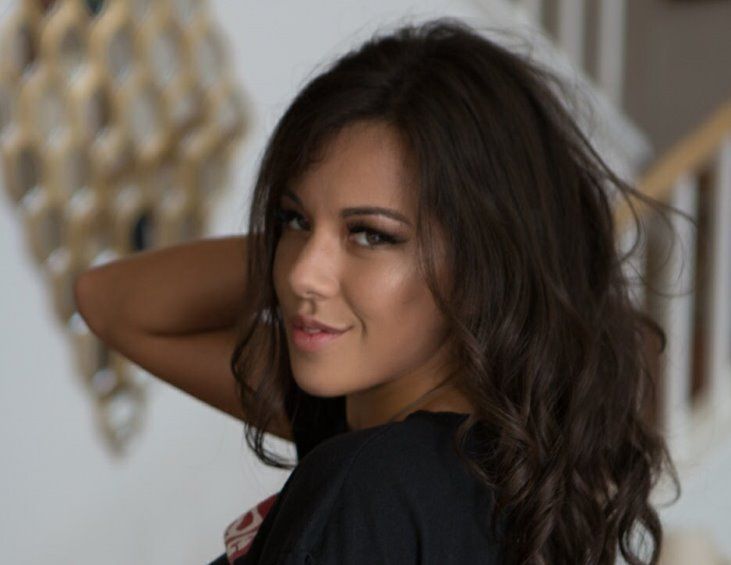 Adriana Jade