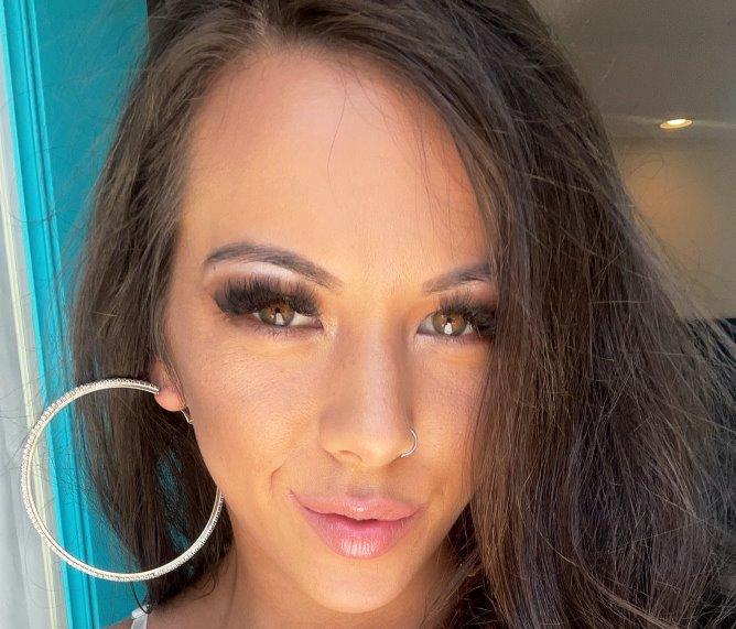 Adriana Jade