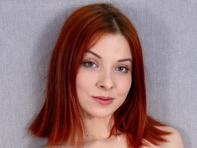 Agata Red