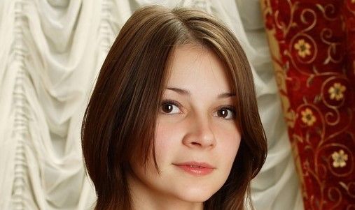 Alina F