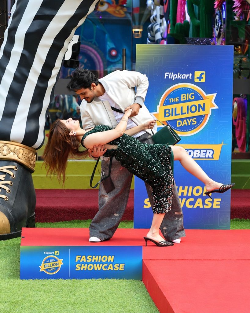 Bigg Boss 20: Arishfa Khan और Aasif Khan ने Flipkart Fashion Show में साथ किया Ramp Walk 5 Arishfa Khan and Aasif Khan at Flipkart Fashion Showcase in Bigg Boss 20