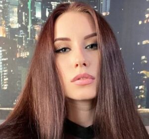 Ava Dyson Biography/Wiki, Age, Height, Career, Photos & More