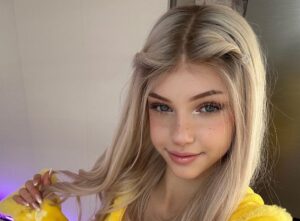 CreamiCloud Biography/Wiki, Age, Height, Career, Photos & More