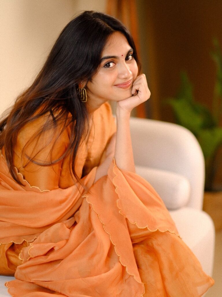 10 Young Malayalam Actresses to Watch in 2026: नई पीढ़ी की ये Actresses Mollywood में बना रही हैं पहचान 9 Devika Sanjay