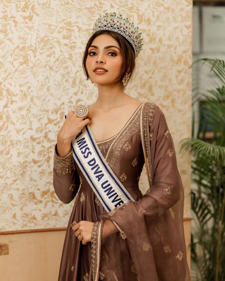 Divita Rai कौन हैं? Miss Universe India से Actress बनने तक का सफर, Adhyayan Suman की नई Film से फिर चर्चा में 3 Divita Rai won LIVA Miss Diva Universe 2022