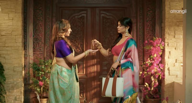 EYES Web Series Trailer: Soma Majhi, Navina Bole और Jatin Bhatia की नई Series में दिखेगा रिश्तों का उलझा खेल 2 EYES Web Series - Soma Majhi and Navina Bole