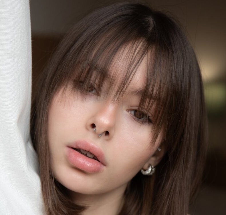 Elizabeth Q