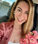 Ellie James