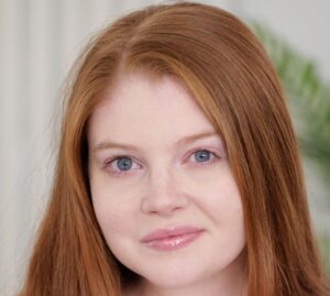 Eve Bardot Biography/Wiki, Age, Height, Career, Photos & More