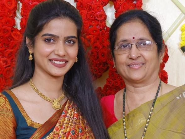 Gouri Priya Reddy with her Mother