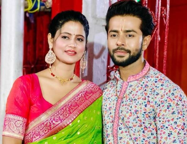 Indrakshi Dey Biography/Wiki, Age, Height, Career, Photos & More 12 Indrakshi Dey with actor Subho Yash