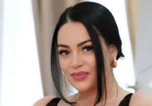 Klara Devine Biography/Wiki, Age, Height, Career, Photos & More