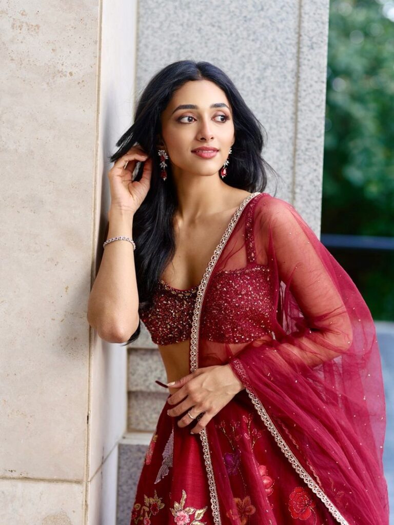 10 Young Malayalam Actresses to Watch in 2026: नई पीढ़ी की ये Actresses Mollywood में बना रही हैं पहचान 11 Preity Mukhundhan