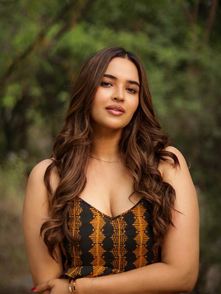 Pujita Ponnada Birthday: Software Professional से Actress बनने तक, जानिए Rangasthalam की Actress की पूरी कहानी 3 Pujita Ponnada