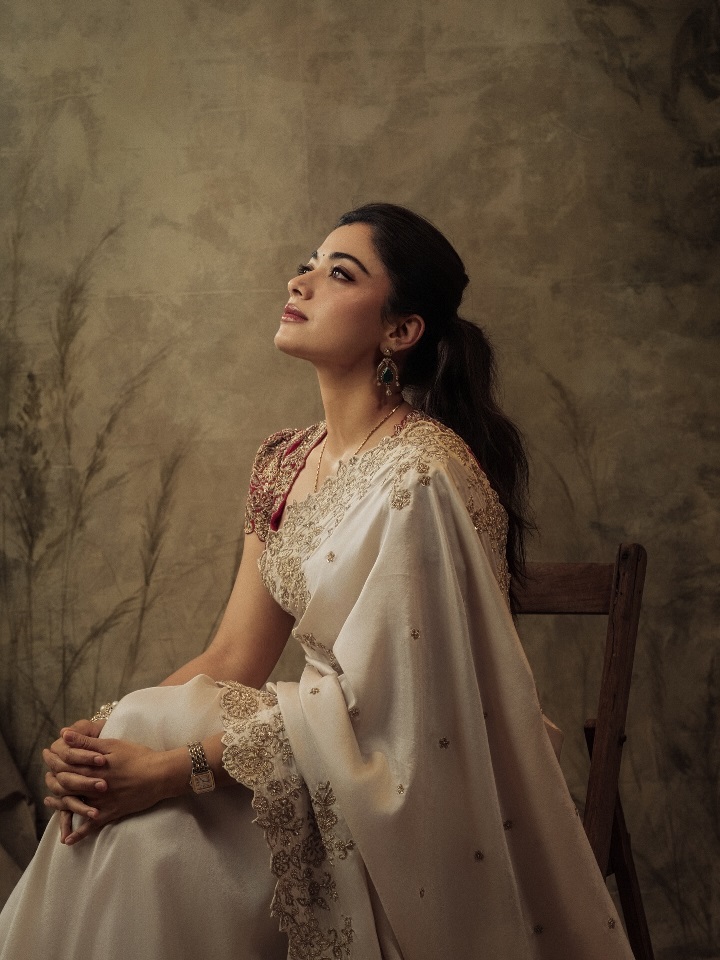 Rashmika Mandanna की नई Film का Title हुआ Reveal, M.S. Subbulakshmi की Biopic में निभाएंगी Lead Role 2 Rashmika Mandanna