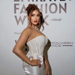 Shivangini Sood का Emirates Fashion Week में Glamorous Look, White Corset Gown में दिखीं बेहद Elegant 9 Shivangini Sood at Emirates Fashion Week
