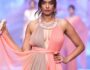 Srishti Vyakaranam ने Bombay Times Fashion Week में बिखेरा जलवा, Peach-Pink Gown में दिखा ग्लैमरस अंदाज