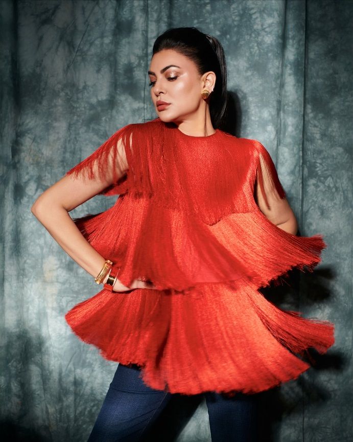 Sushmita Sen News: सोशल मीडिया से क्यों दूर हैं सुष्मिता सेन? शादी और फिल्मों में वापसी पर भी दिया जवाब 4 Sushmita Sen
